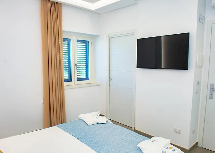 Mbaccimari Alojamento de Acomodação e Pequeno-almoço 4*